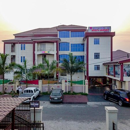Villa Hilton Hotels Uyo Ngoại thất bức ảnh