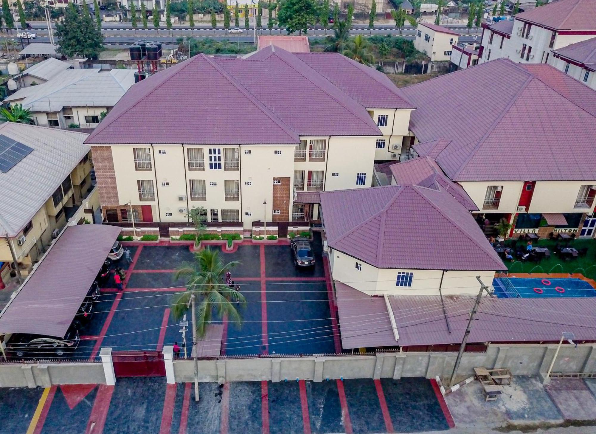 Villa Hilton Hotels Uyo Ngoại thất bức ảnh